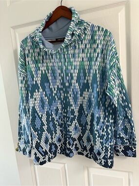 Olsen Europe Geometric Diamond Cowl Neck Top - Size L / 14